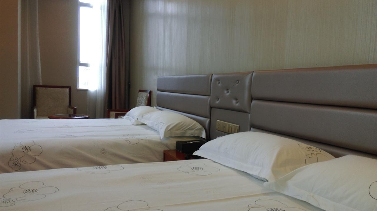 Guangzhou Tie Lv Hotel Eksteriør billede